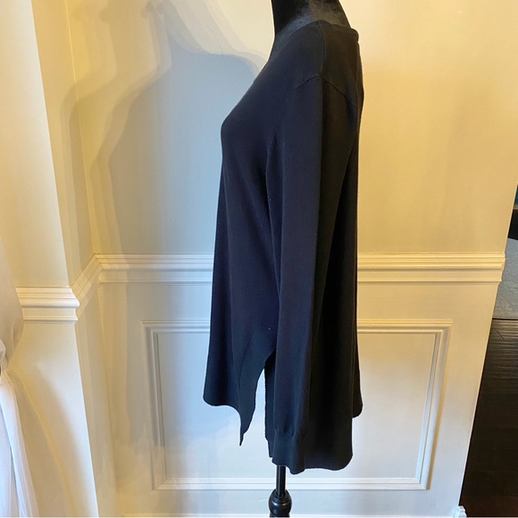 Evolution by Cyrus Long Sleeve Round Neck Light Sweater - Picture 3 of 7